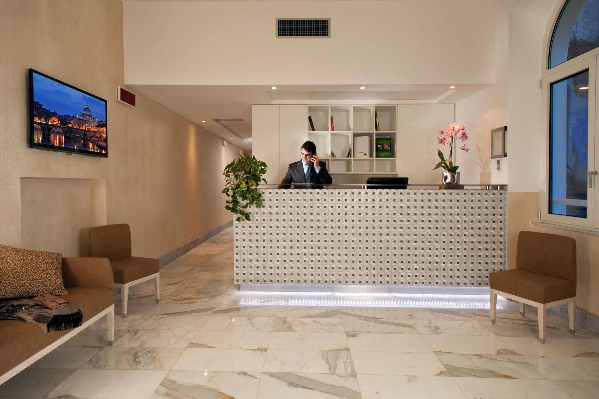 Floris Hotel Roma Dış mekan fotoğraf
